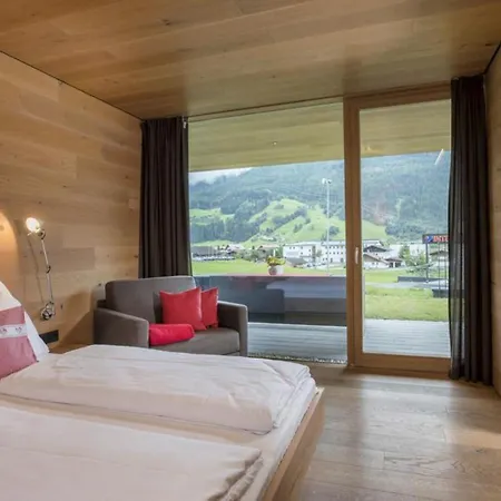 Nyaraló Smaragdresort 3.2 Happy Alps